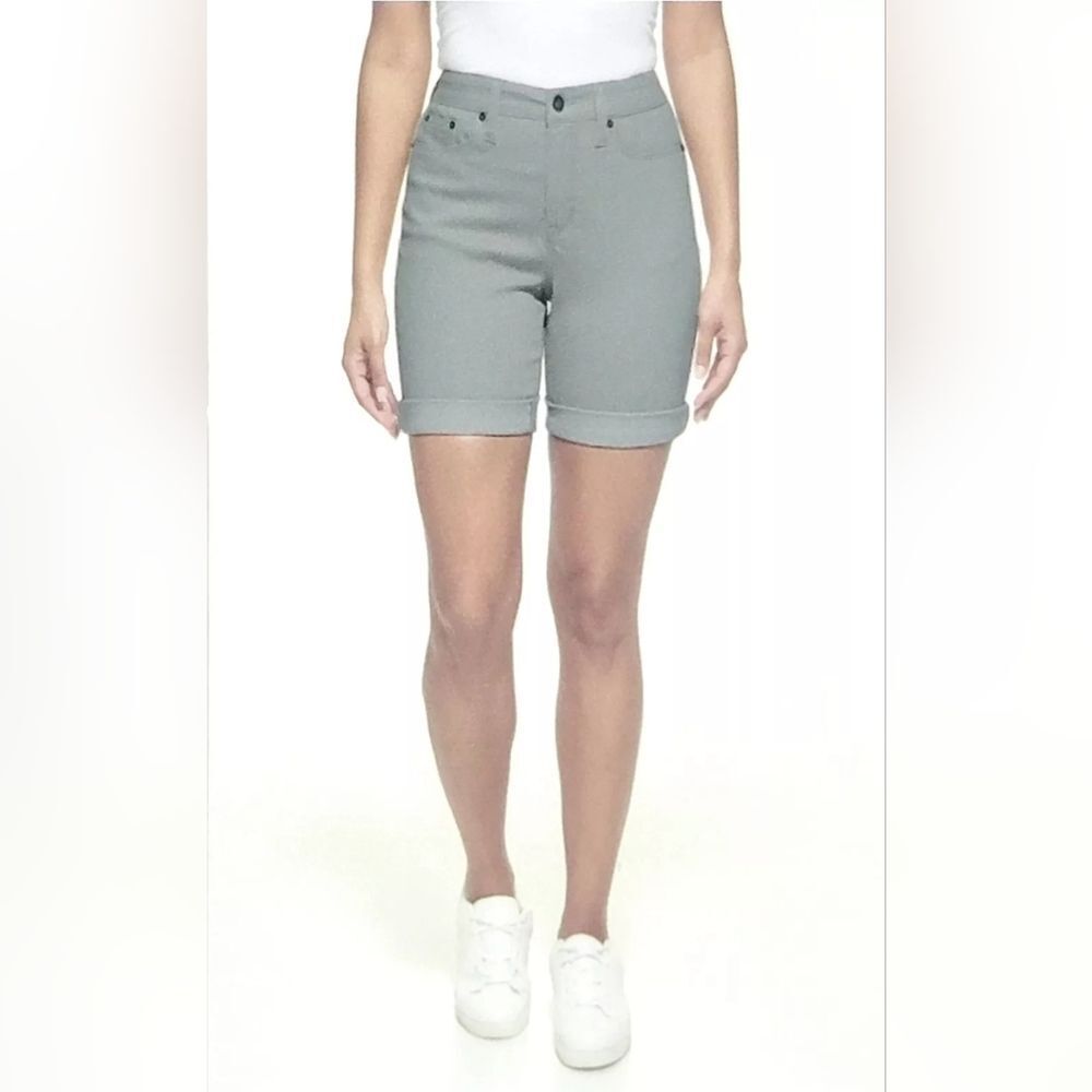 DKNY Women's 8 Mid-rise Stretchy Bermuda Shorts Rolled Cuff Flint (Lt Grey) NWT